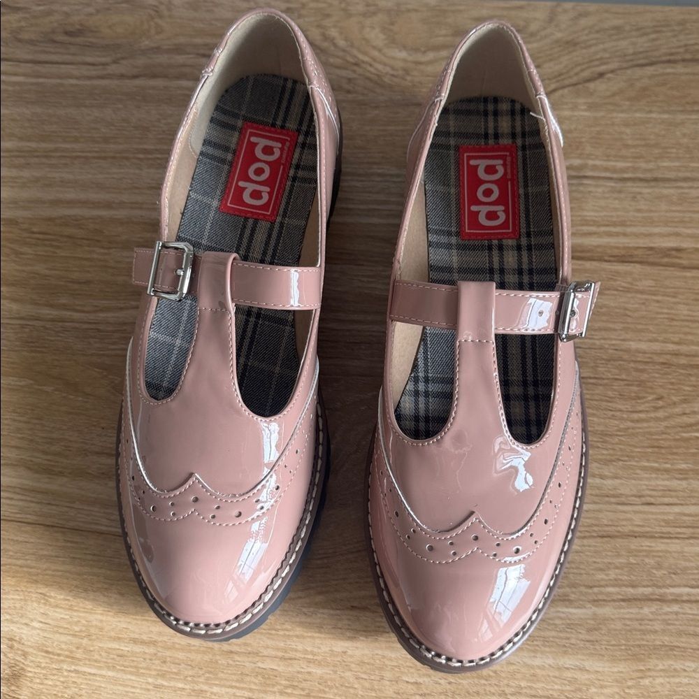 POP Tatum Women’s Patent Glossy Dusty Rose Wing Tip Mary Janes Platform Size 10M - Picture 2 of 12